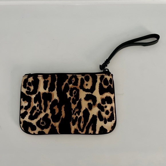 Victoria’s Secret Animal Print Wristlet - Picture 5 of 6